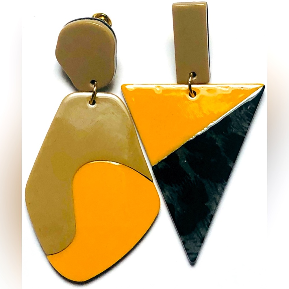 Sassy Jones Irregular earrings